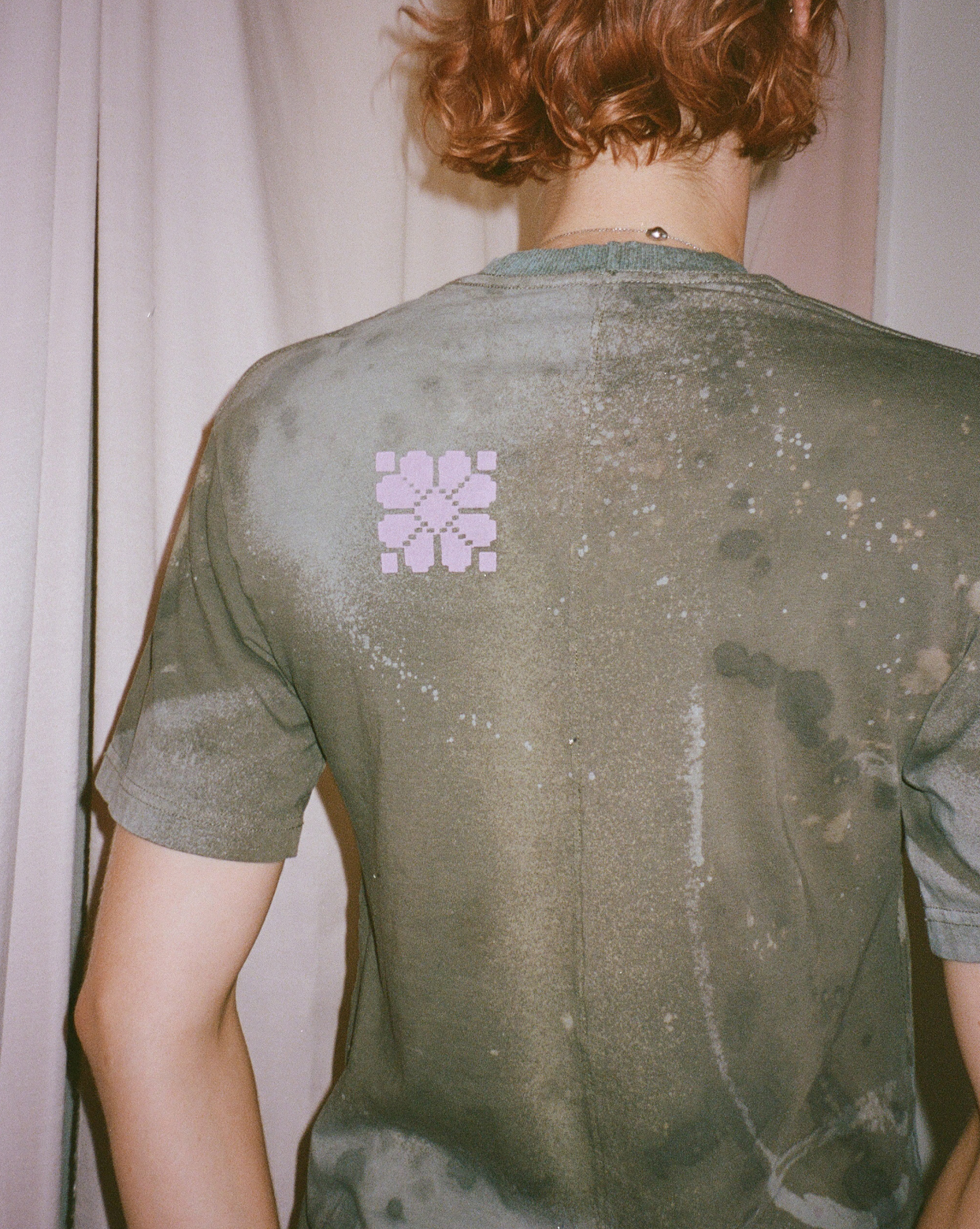 Cursive Embroidery Motifs T-Shirt - Lilac / Ash